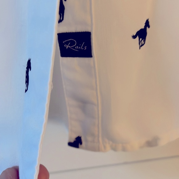 Rails Size  S Rocsi horse pattern button down shirt white, black - Picture 6 of 14